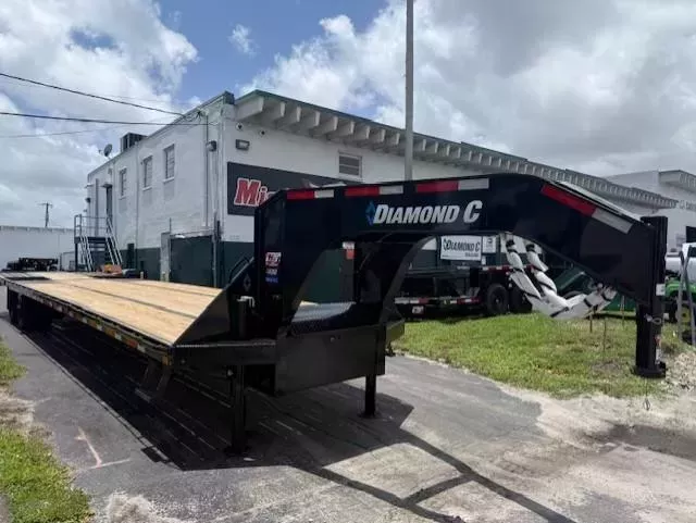new Equipment / Flatbed Trailers Diamond C Trailers  for sale, in Miami, FL Thumbnail 4