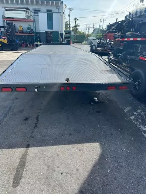 used Equipment / Flatbed Trailers Hooper Trailers  for sale, in Miami, FL Thumbnail 4