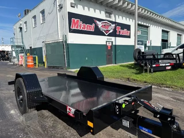 new Equipment / Flatbed Trailers Diamond C Trailers  for sale, in Miami, FL Thumbnail 2