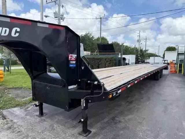 new Equipment / Flatbed Trailers Diamond C Trailers  for sale, in Miami, FL Thumbnail 12