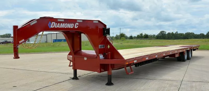 2026 Diamond C Trailers DECKOVER/HOTSHOT/EQUIPMENT Flatbed Trailer