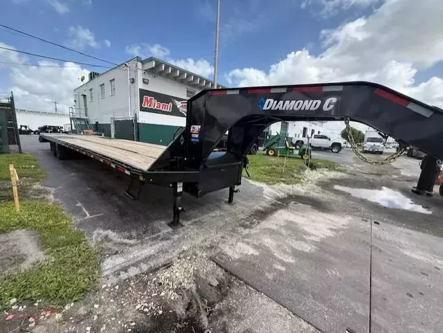 new Equipment / Flatbed Trailers Diamond C Trailers  for sale, in Miami, FL Thumbnail 2