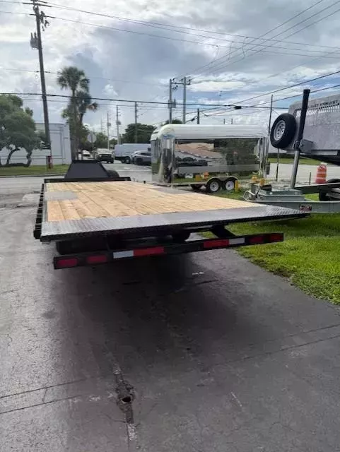 new Equipment / Flatbed Trailers Diamond C Trailers  for sale, in Miami, FL Thumbnail 6