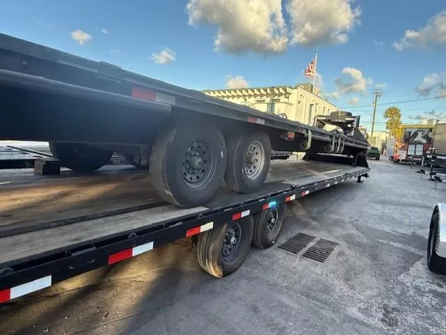 used Equipment / Flatbed Trailers TrailMax  for sale, in Miami, FL Thumbnail 5