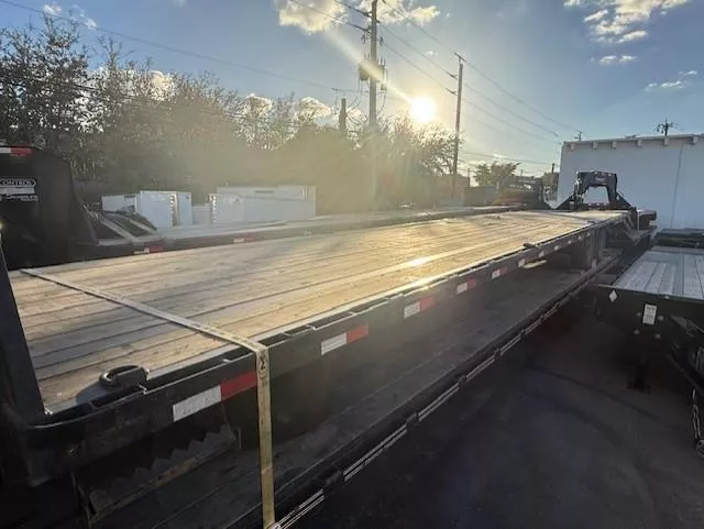 used Equipment / Flatbed Trailers PJ Trailers  for sale, in Miami, FL Thumbnail 5
