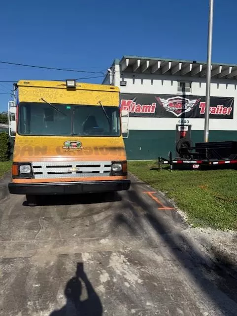 used Vending / Concession Trailers Chevrolet  for sale, in Miami, FL Thumbnail 2