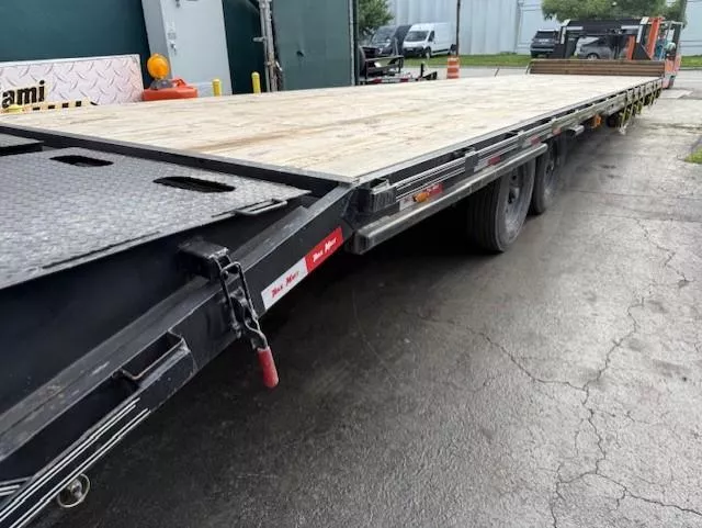 used Equipment / Flatbed Trailers TrailMax  for sale, in Miami, FL Thumbnail 9