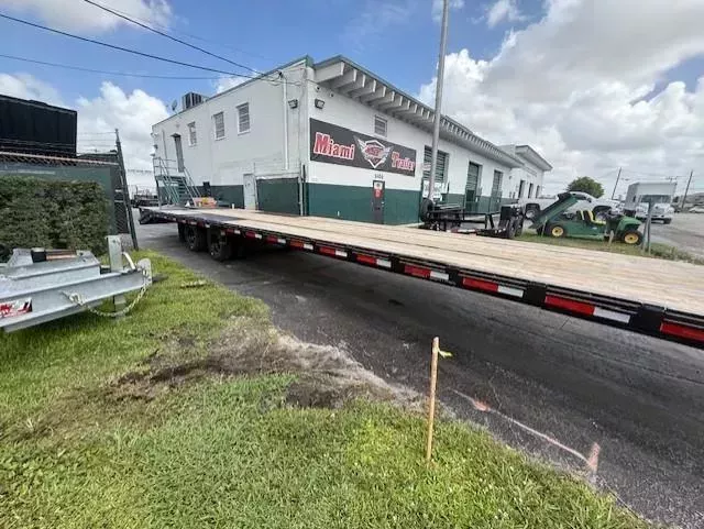 new Equipment / Flatbed Trailers Diamond C Trailers  for sale, in Miami, FL Thumbnail 10