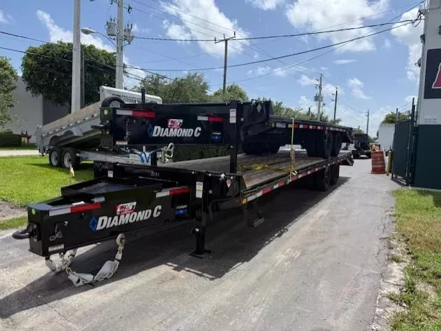 new Equipment / Flatbed Trailers Diamond C Trailers  for sale, in Miami, FL Thumbnail 4