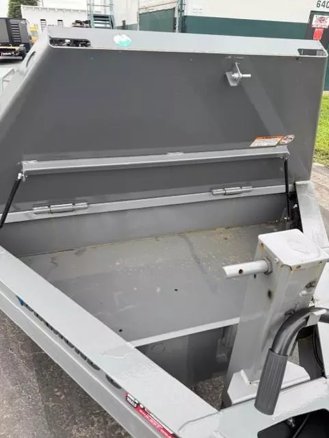 new Equipment / Flatbed Trailers Diamond C Trailers  for sale, in Miami, FL Thumbnail 2