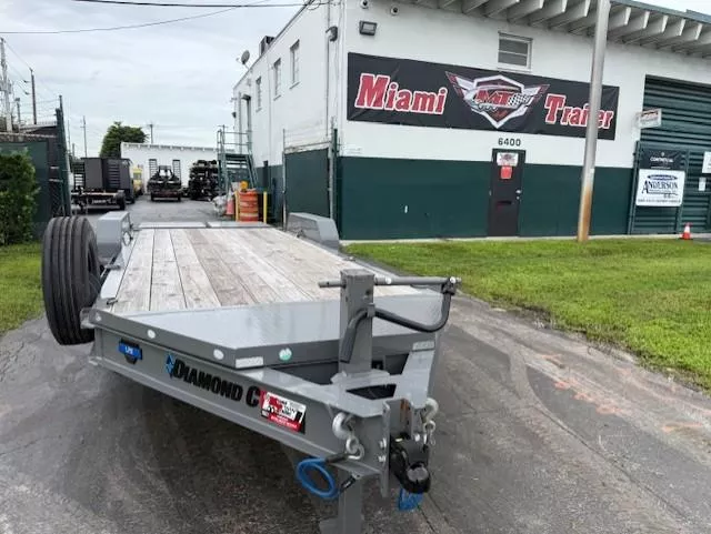 2025 Diamond C Trailers LPX207-20MR Equipment Trailer