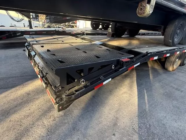 used Equipment / Flatbed Trailers TrailMax  for sale, in Miami, FL Thumbnail 4