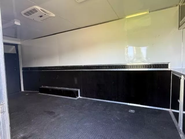 used Cargo (Enclosed) Trailers Anvil Trailers  for sale, in Miami, FL Thumbnail 9