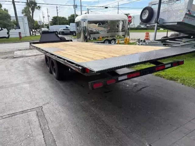 new Equipment / Flatbed Trailers Diamond C Trailers  for sale, in Miami, FL Thumbnail 7