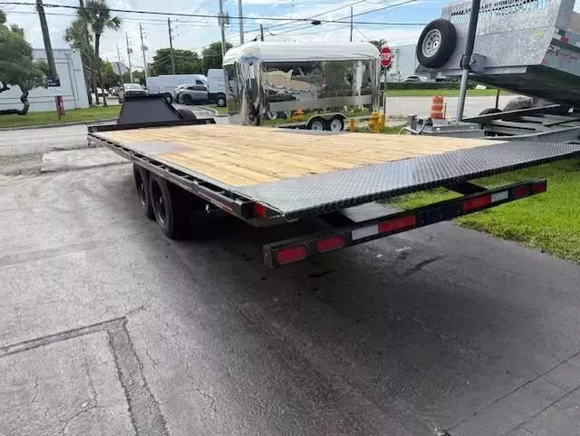 new Equipment / Flatbed Trailers Diamond C Trailers  for sale, in Miami, FL Thumbnail 7