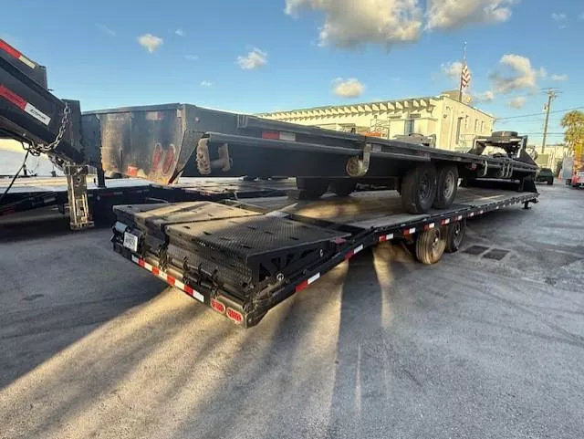 used Equipment / Flatbed Trailers TrailMax  for sale, in Miami, FL Thumbnail 3