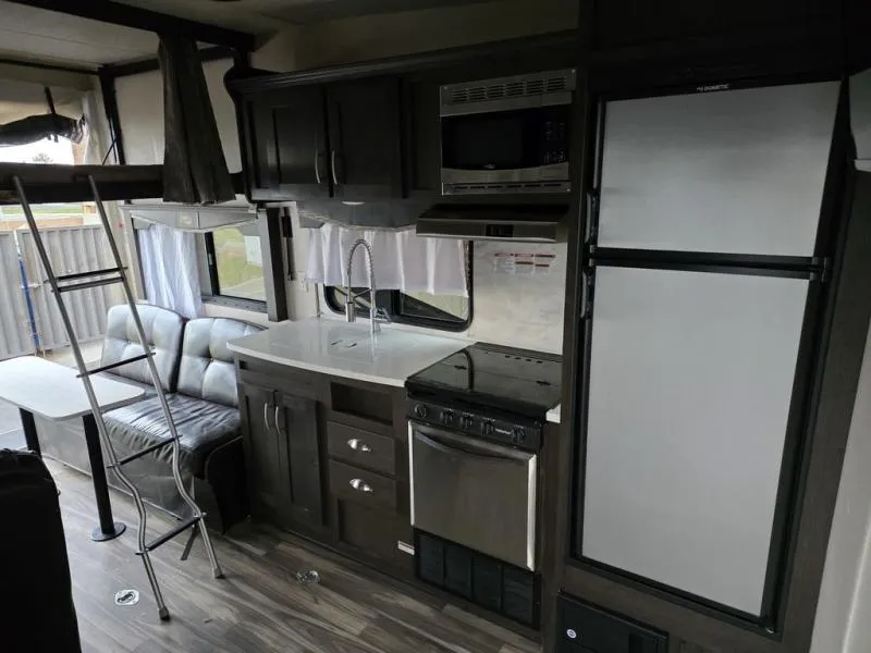 used Toy Haulers Forest River  for sale, in Draper, UT Thumbnail 15