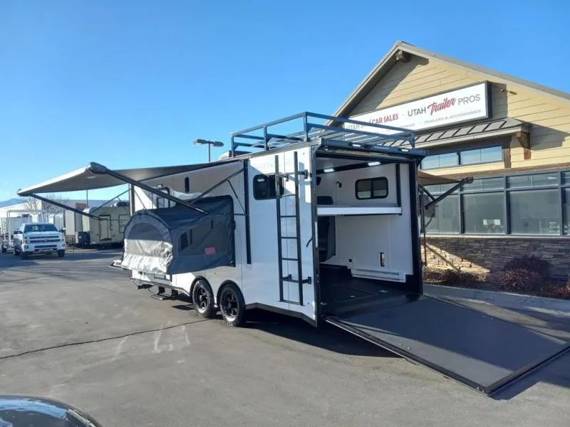 2025 Raynger 8x22 / 8.5x22 Embark Toy Hauler Travel Trailer Enc 