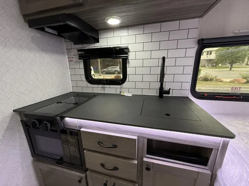 new Toy Haulers TrailManor  for sale, in Draper, UT Thumbnail 59