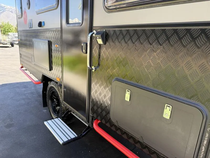 used Travel Trailers Mars  for sale, in Draper, UT Thumbnail 25