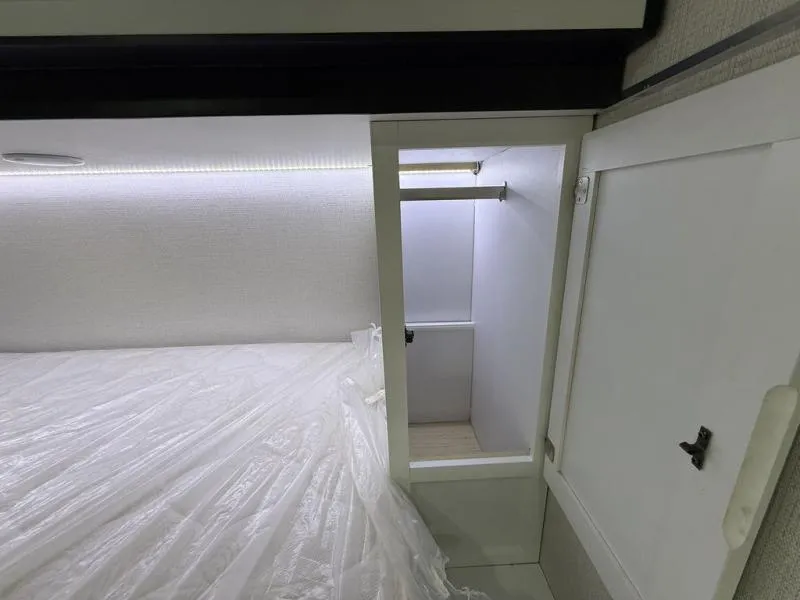 new Toy Haulers TrailManor  for sale, in Draper, UT Thumbnail 70