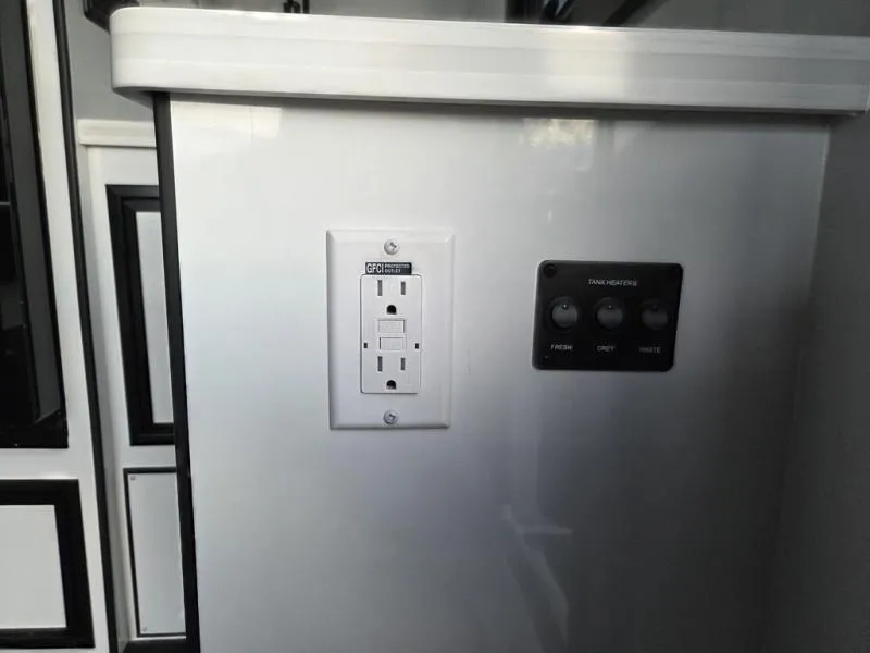 new Toy Haulers Raynger  for sale, in Draper, UT Thumbnail 51