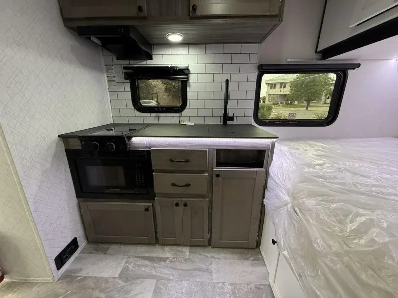 new Toy Haulers TrailManor  for sale, in Draper, UT Thumbnail 58