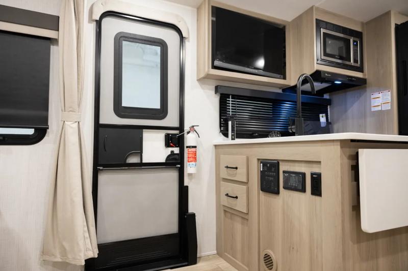 new Travel Trailers Forest River Flagstaff Micro Lite for sale, in Hayward, WI Thumbnail 8