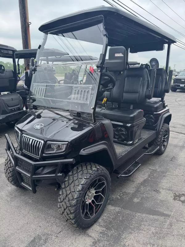 2025 Evolution D5 MAVERICK 4 SEATER Golf Cart