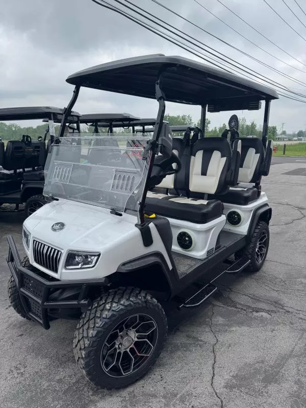 2025 Evolution D5 MAVERICK 4 SEATER Golf Cart