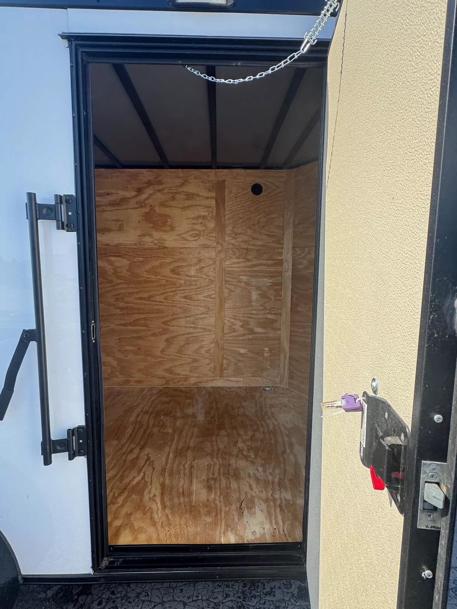 new Cargo (Enclosed) Trailers Diamond Cargo  for sale, in Lockport, NY Thumbnail 4