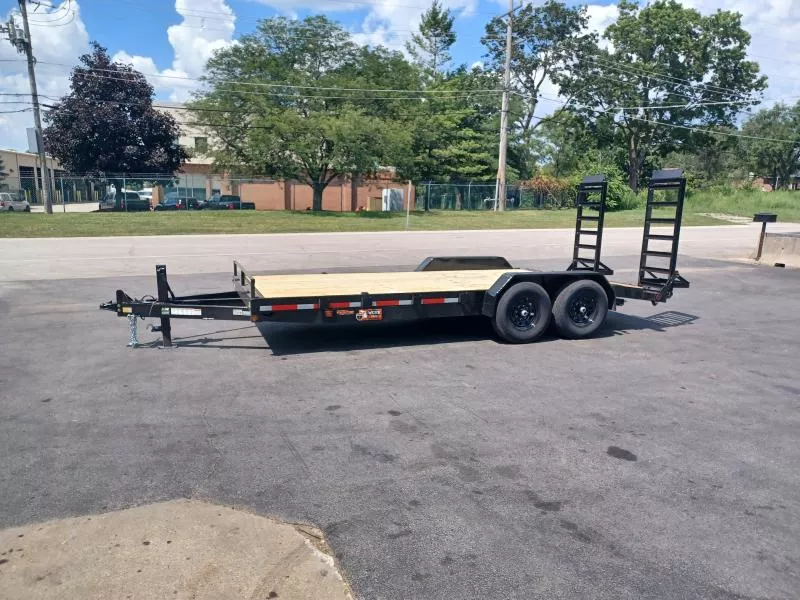 18' EQUIPMENT TRAILER 