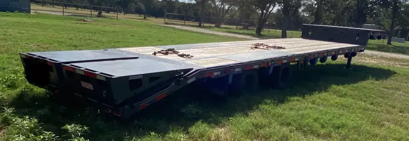 used Equipment / Flatbed Trailers Diamond C Trailers  for sale, in Cedar Creek, TX Thumbnail 2