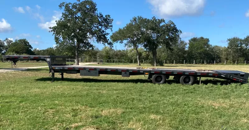 2025 Diamond C Trailer Stepdeck SDX212