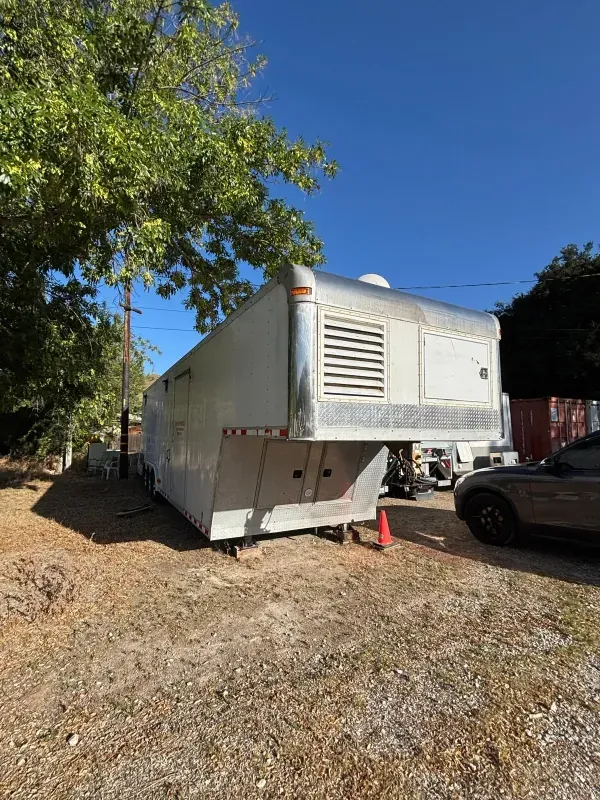 used Fifth Wheel Trailers Pace American Other for sale, in Simi Valley, CA Thumbnail 2