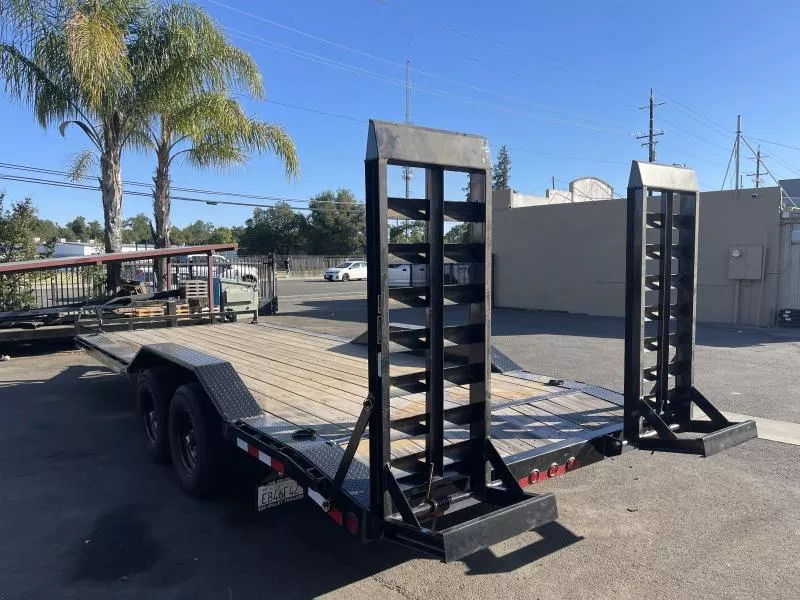 2026 Load Trail Equipment Trailer  102"x20' 14K LB GVWR