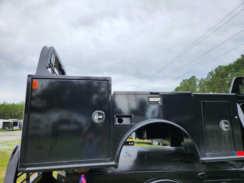 2023 CM Truck Beds RD DRW Gooseneck Hauler Flatbed Dual Rear Wheel 11