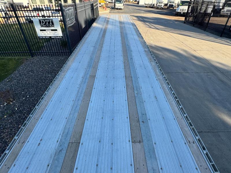 used Flatbed Semi Trailers Hyundai  for sale, in Denver, CO Thumbnail 14