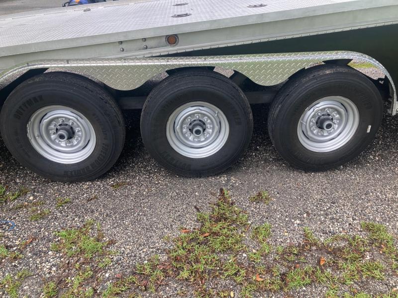 used Car Haulers / Racing Trailers Featherlite  for sale, in Brooksville, FL Thumbnail 10
