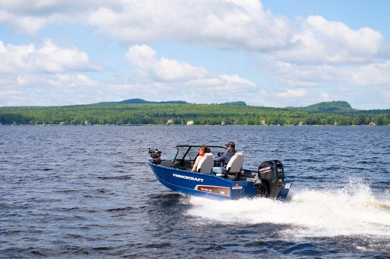 2025 Princecraft Holiday 162 WS MAX Fishing Boat w/ 60ELPT CT Mercury outboard vhvp5s3lwivs