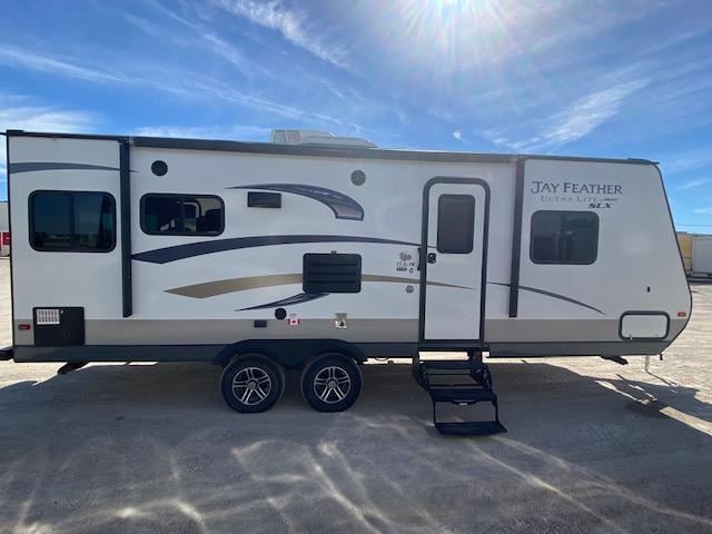 2015 Jayco Jay Feather 23RLSW Couples Camper Trailer RV 2015 Jayco Jay Feather 23RLSW Couples Camper Trailer RV
