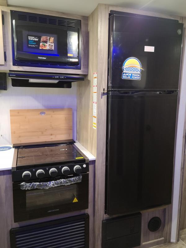 new Travel Trailers Forest River Alpha Wolf for sale, in Steinbach, MB Thumbnail 17