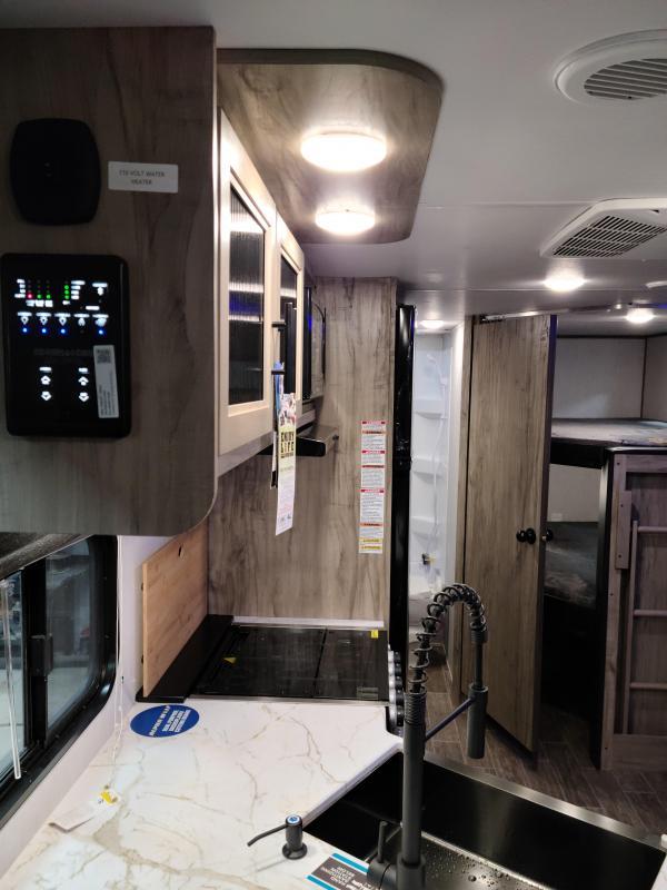 new Travel Trailers Forest River Alpha Wolf for sale, in Steinbach, MB Thumbnail 14