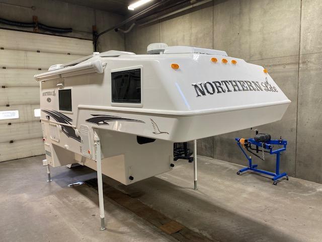 2023 Northen Lite 8-11 EX LE Dry Bath 4 Season Truck Camper RV 2023 Northen Lite 8-11 EX LE Dry Bath 4 Season Truck Camper RV