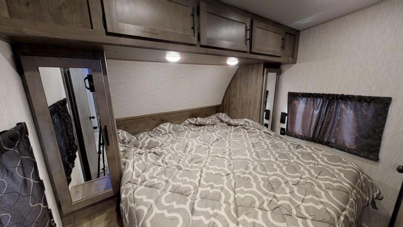 new Toy Haulers Forest River Cherokee Wolf Pack for sale, in Steinbach, MB Thumbnail 16