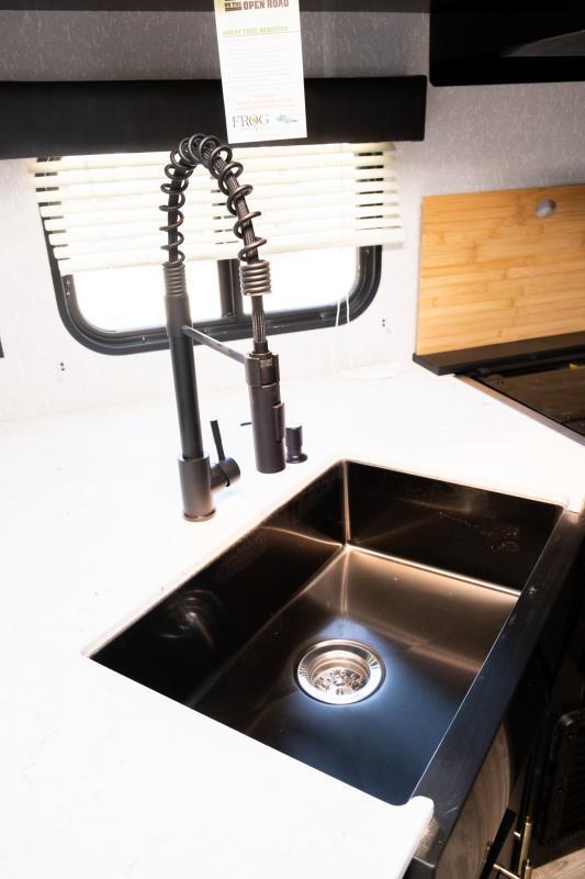 new Travel Trailers Grey Wolf Cherokee for sale, in Steinbach, MB Thumbnail 15