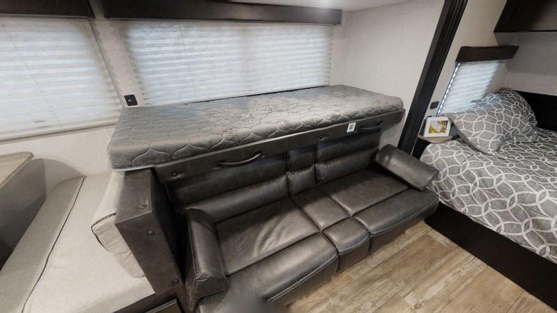 2021 Wolf Pup 18TO Black Label Pkg. Travel Trailer w/Slide-Out | New