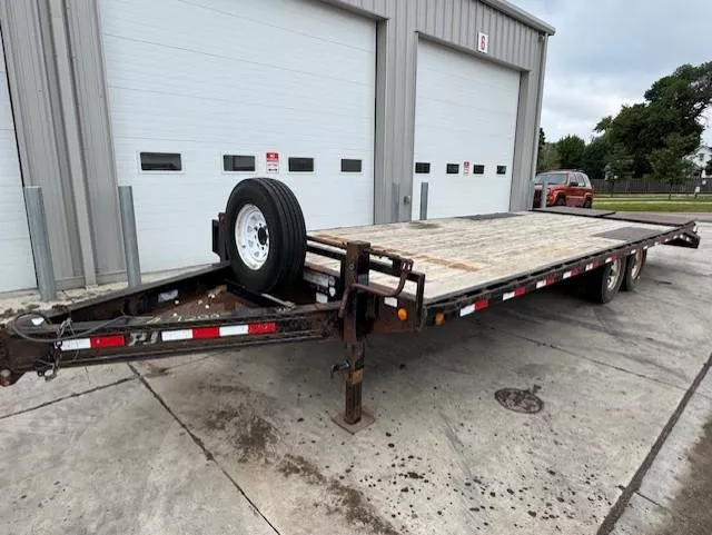 used Equipment / Flatbed Trailers PJ Trailers  for sale, in Osmond, NE Thumbnail 2