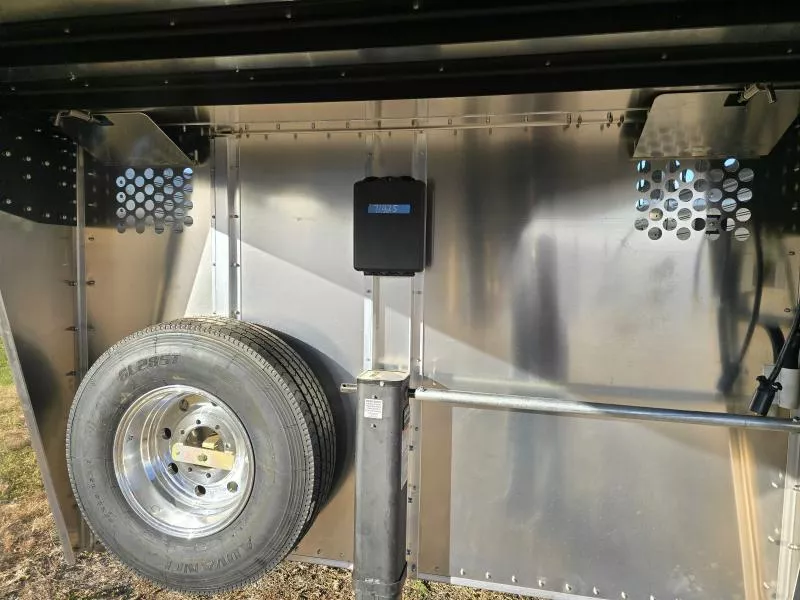 new Stock / Stock Combo Trailers Wilson Trailer Company  for sale, in Wakefield, NE Thumbnail 4