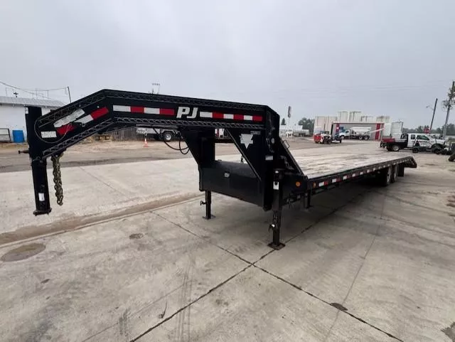 used Equipment / Flatbed Trailers PJ Trailers  for sale, in Osmond, NE Thumbnail 2